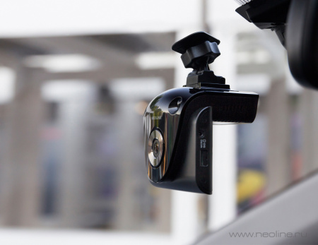 Гибрид радар-детектора и видеорегистратора Neoline X-COP 9700s