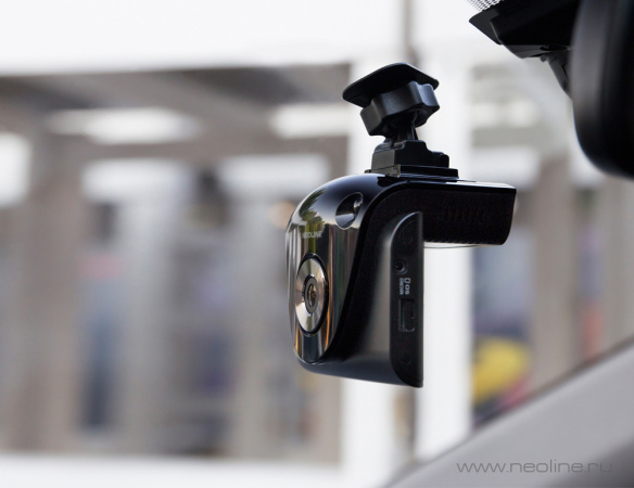 Гибрид радар-детектора и видеорегистратора Neoline X-COP 9700s